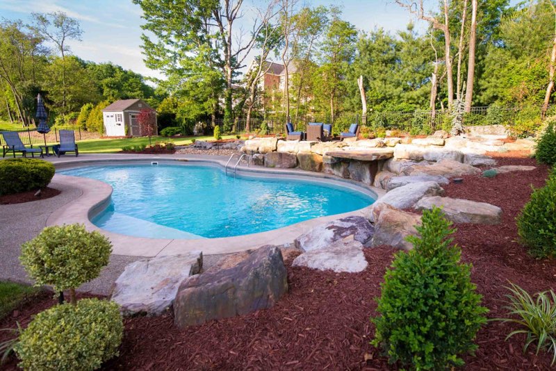 Outdoor living space patio in Upper St. Clair, PA